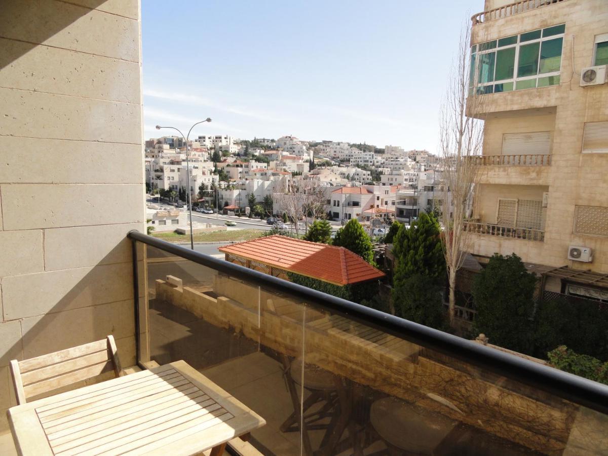 Dair Ghbar Apartment Аман Екстериор снимка