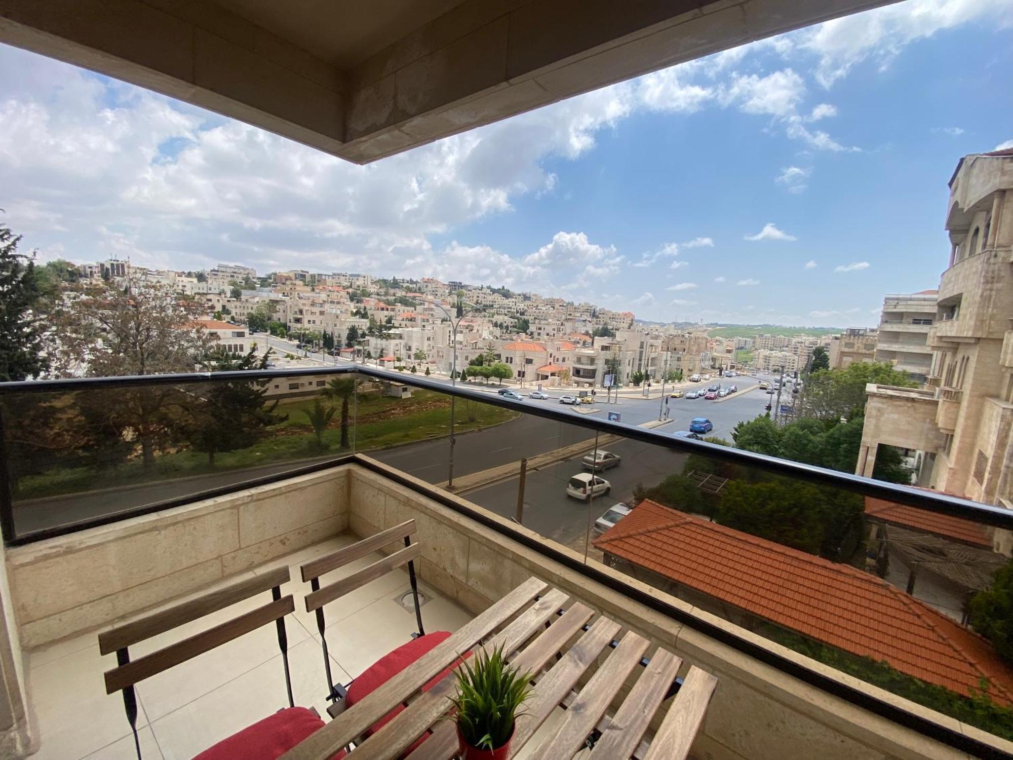 Dair Ghbar Apartment Аман Стая снимка