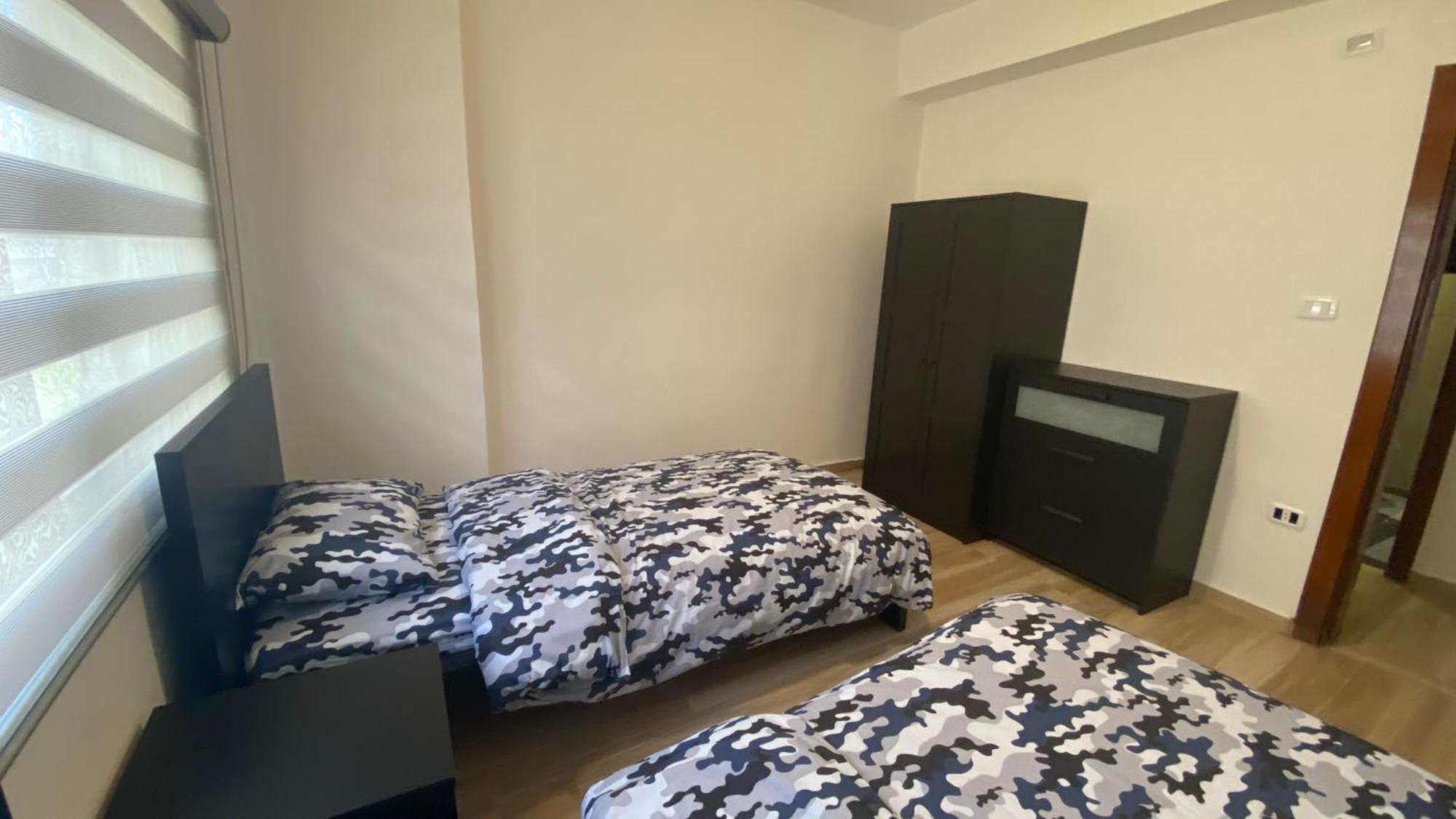 Dair Ghbar Apartment Аман Стая снимка