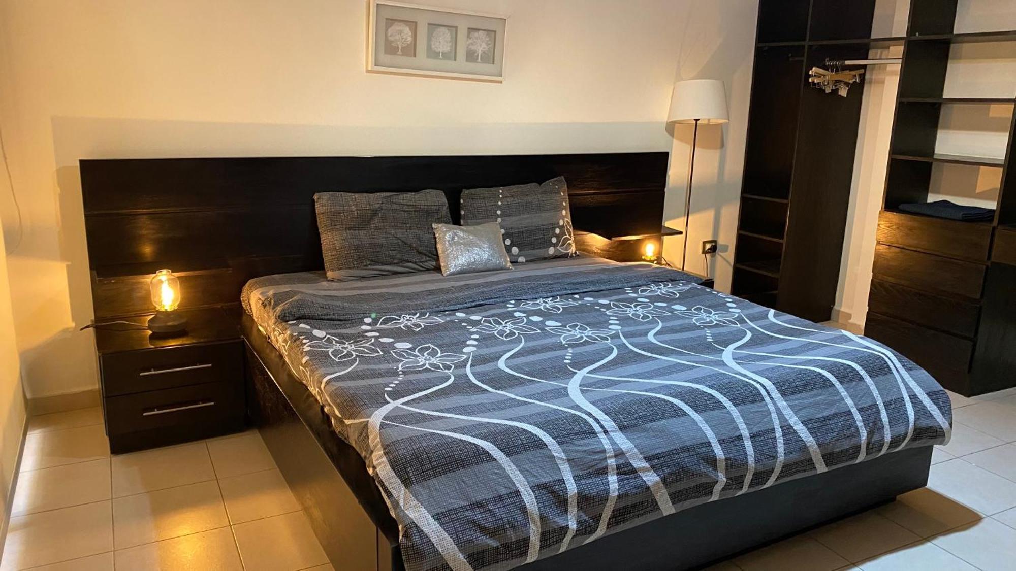 Dair Ghbar Apartment Аман Екстериор снимка