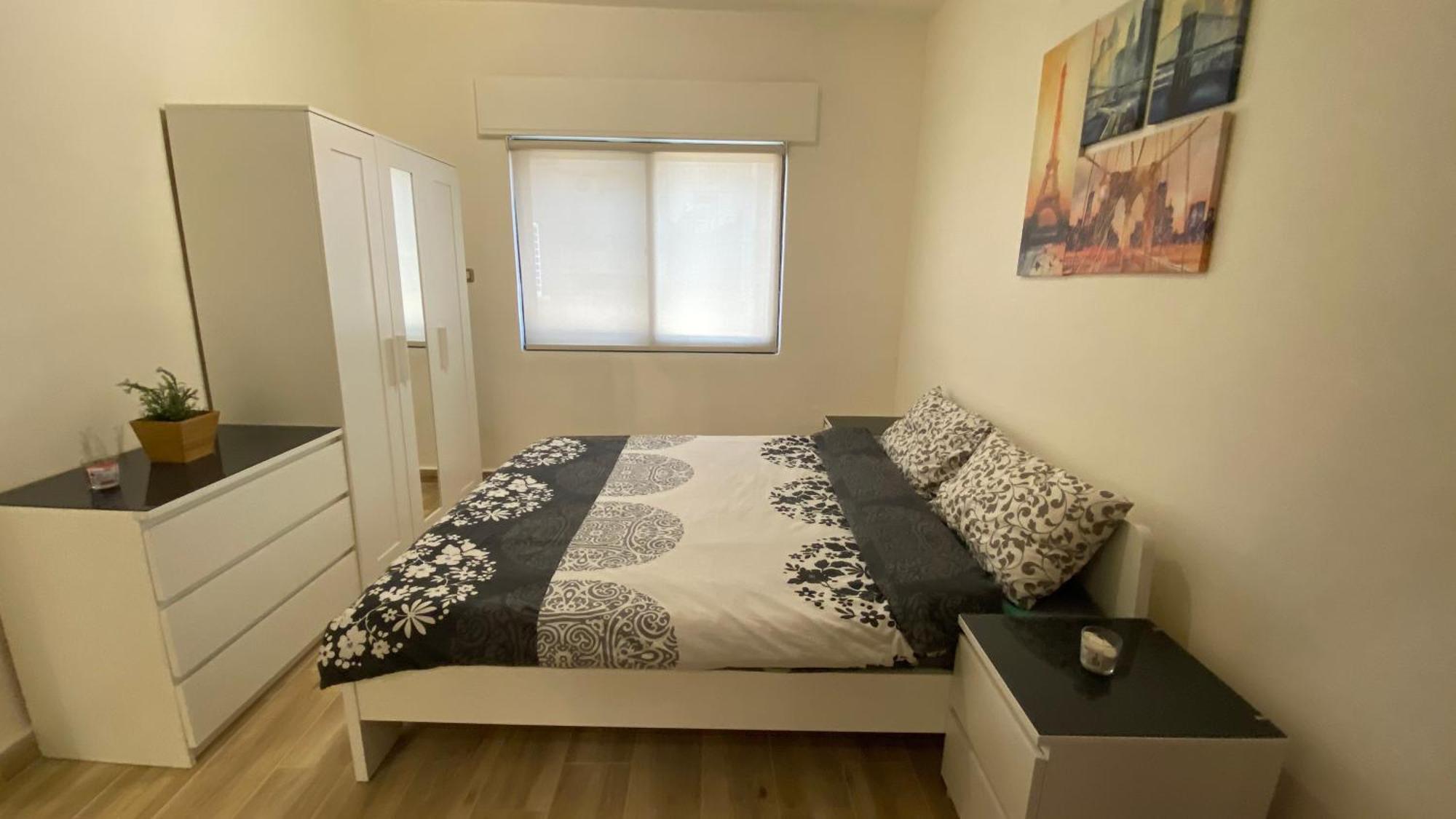 Dair Ghbar Apartment Аман Стая снимка