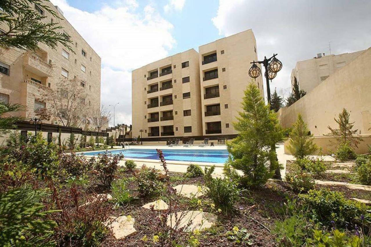 Dair Ghbar Apartment Аман Екстериор снимка